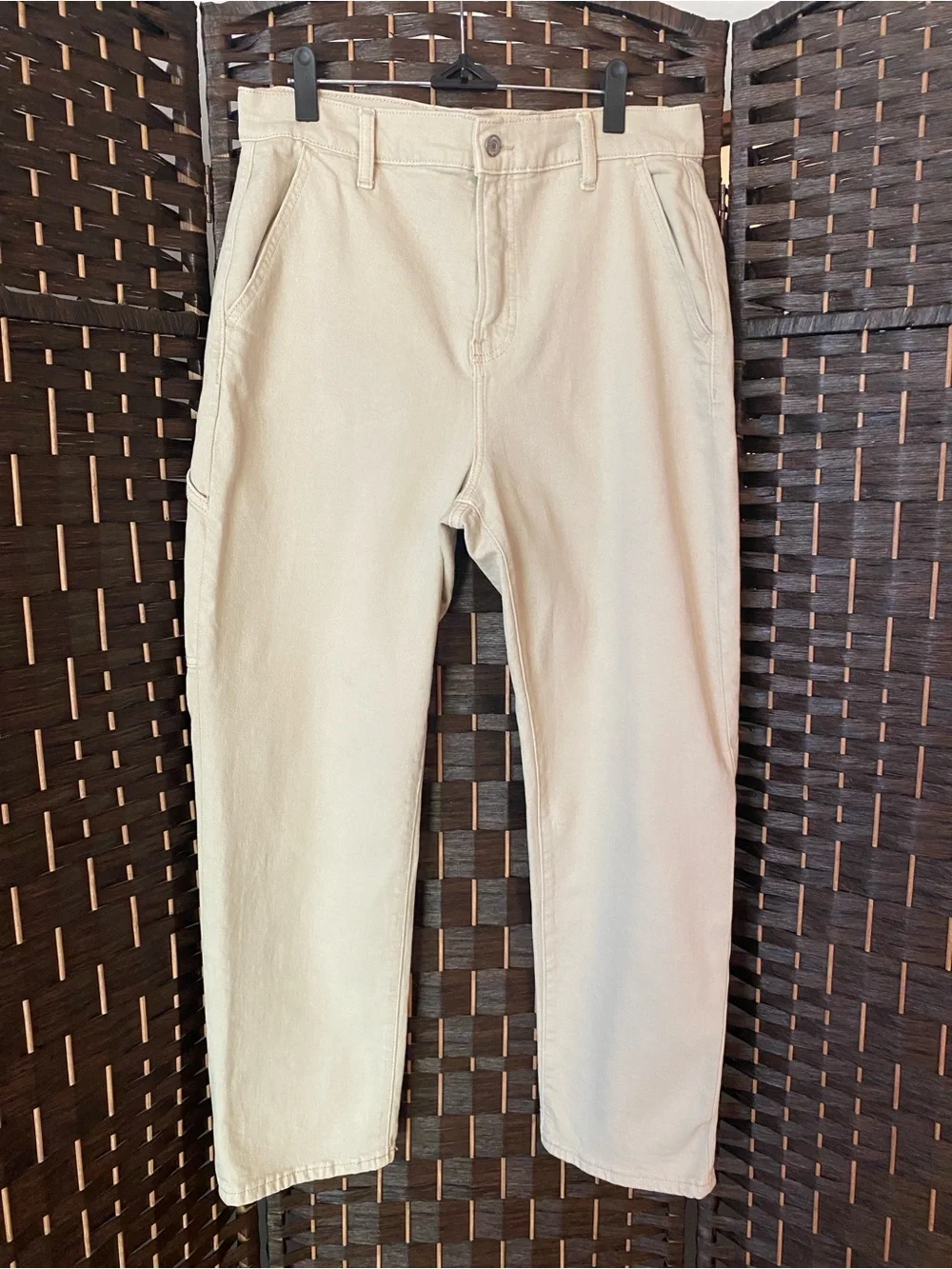 Old Navy Women's Straight Leg Pants in Light Beige